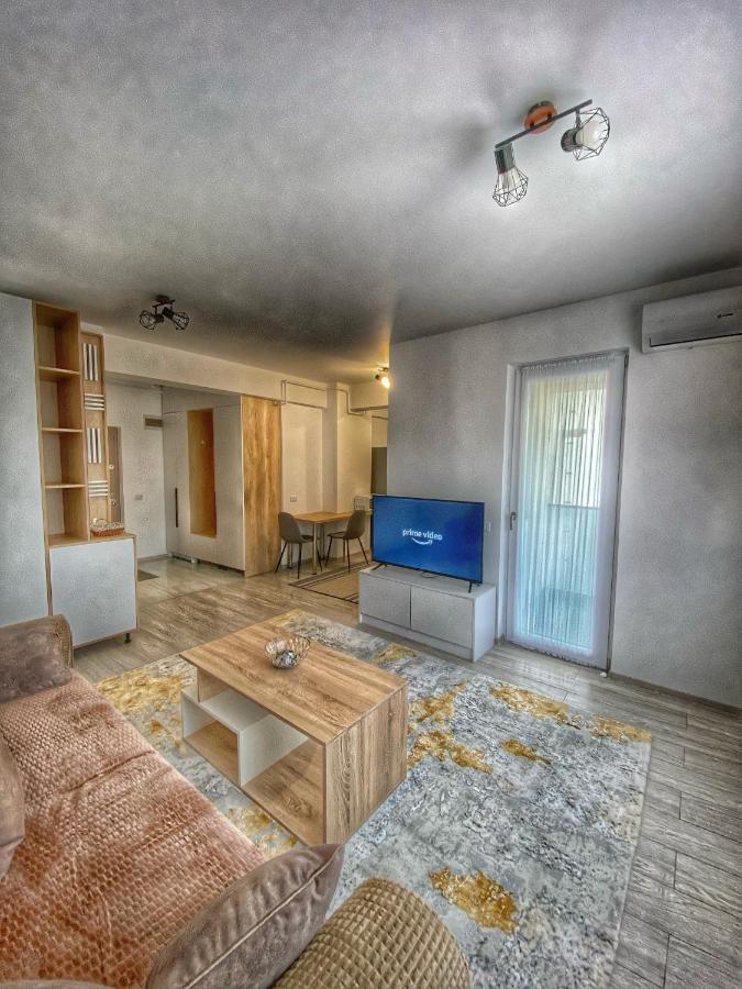 Homey Apartament 2 Rooms Palas Mall ياش المظهر الخارجي الصورة